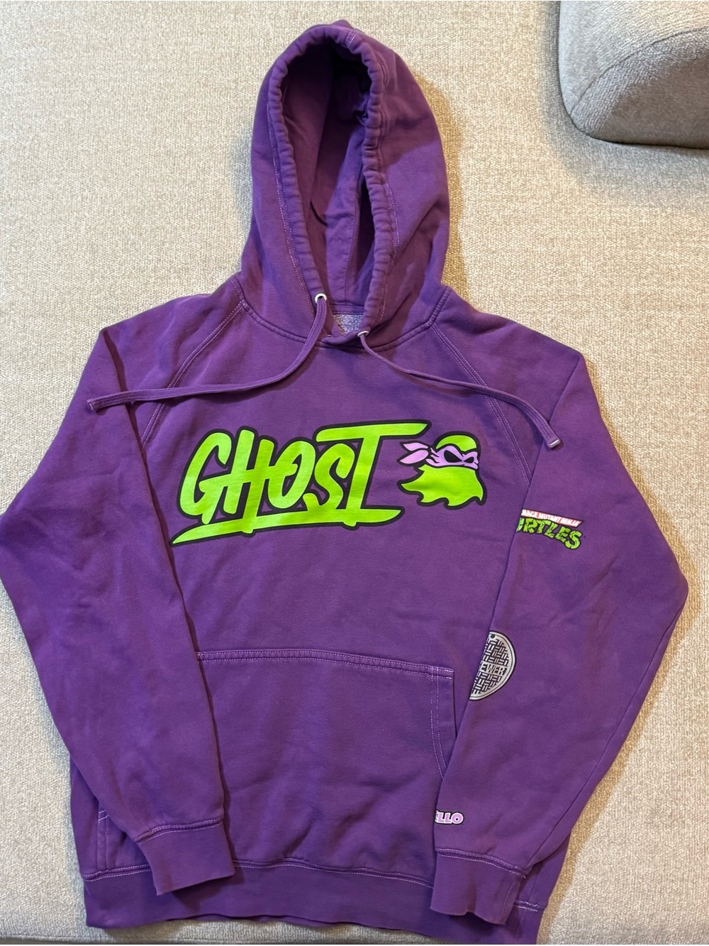 Ghost graphic hoddie